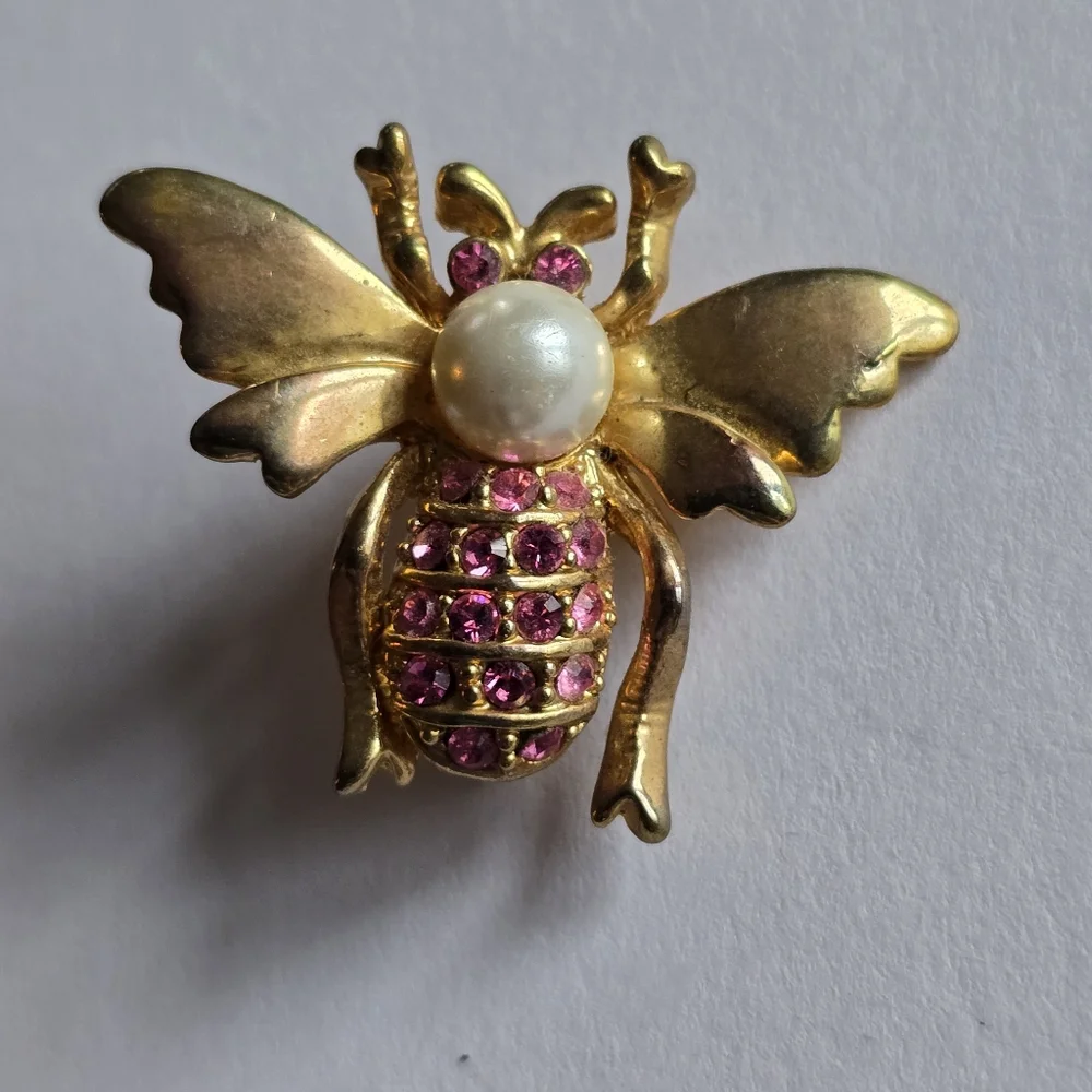 Vintage Bee Brooch Bumble Pink Rhinestones Faux Pearl Gold Tone bug